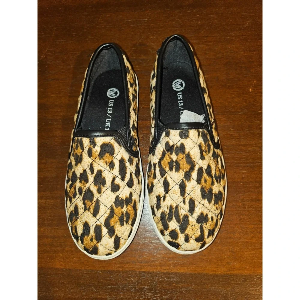 Girls Steve Madden Slip On leopard print Shoes Brand New Size 13‎